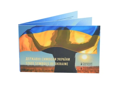 Набор монет Украина набор из 3 монет по 5 гривен 2022 UNC Государственные символы Украины (Герб, гимн, флаг)