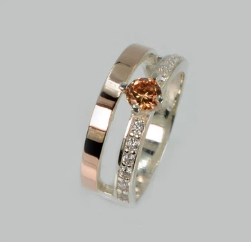 Срібне кільце з накладками з золота Silver Style 031к