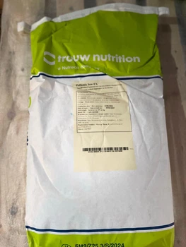 Польфамикс Polfamix Свиноматка экстра 2,5% премикс для свиноматок 25кг (Trouw Nutrition, Бельгия)