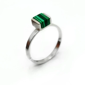 Кольцо серебро 925° 1,92г. 17,5 розмер квадрат родий малахит (1838)