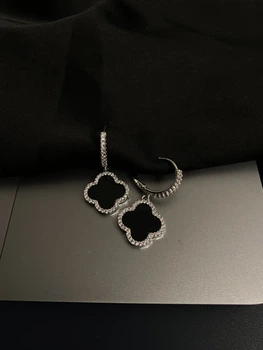 Серьги Клевер круглый замок серебряного цвета 36109 One Size