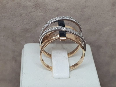 Золотое кольцо с агатом и фианитами. 379602 19,5