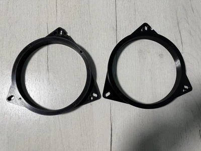 Подиумы под динамики Toyota в передние и задние двери. Проставки под динамики Тойота