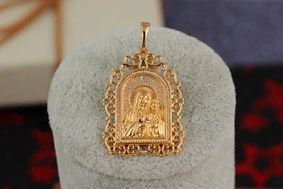 Ладанка Xuping Jewelry ажурная арка Богородица с младенцем 3 см золотистая