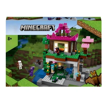 Конструктор Minecraft Тренировочная база на 534 детали (11807)