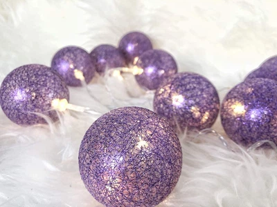 Гірлянди декоративні Cotton Balls 10led, діам 6см, довжина 180см на батарейках АА 004