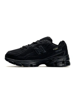 Чоловічі кросівки для бігу NB 740 GTX All Black 41 (26,5) Чорний