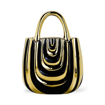 Ваза декоративная керамическая Kaktus Сумка Black & Gold 21 см