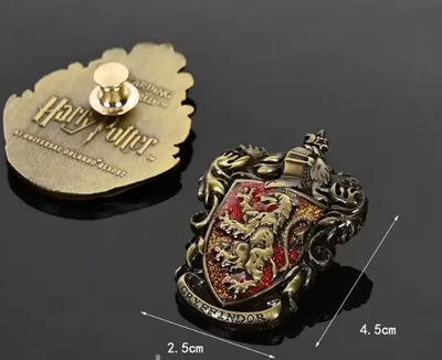 Значок Брошь " Гриффиндор / Gryffindor / Гарри Поттер / Harrу Potter " значок на одежду и рюкзак
