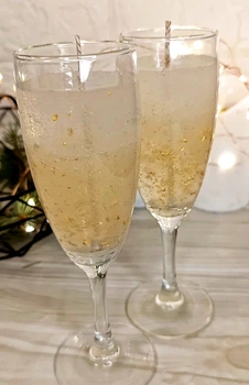 Ароматична свічка "Prosecco" 6/10 золотистого кольору