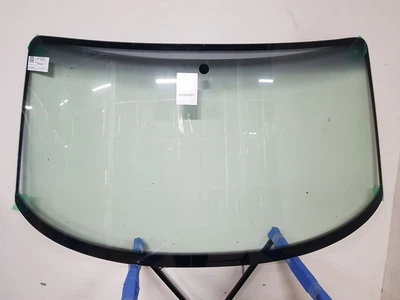 Лобове скло VW Transporter 1991-2003 Saint-Gobain Sekurit 17121000