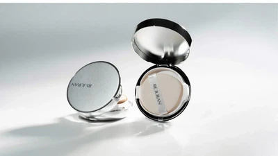 Багатофункціональний кушон з полінуклеотидами REJURAN SkinGlow Cushion SPF50+