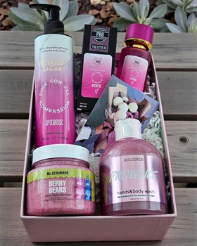 Подарочный набор косметики No Brand в стиле Victoria's Secret Pink for All Compassion 4 в 1