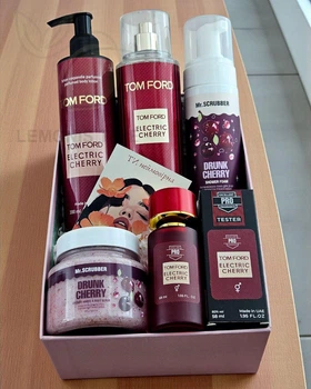 Подарочный набор косметики No Brand в стиле Tom Ford Electric Cherry 5 в 1