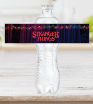Наклейка на бутылку 0,5 "Очень странные дела. Stranger Things. Загадочные события", 21 x 4 см