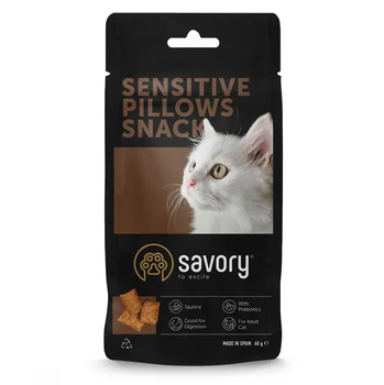 Ласощі для дорослих котів Savory Cats Snacks Pillows Sensitive (чутливим травленням) з куркою, подушечки - 60 г