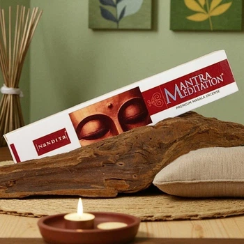 Ароматичні палички Мантра медитація Nandita Mantra Meditation Індійські пахощі для практик та розслаблення