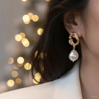 Серьги подвески с жемчугом Fashion Jewelry золотистые лимоного цвета