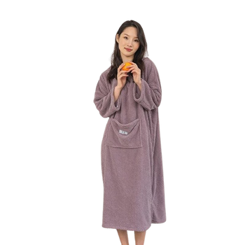 Женский халат - полотенце с капюшоном 2 в 1 (140х110 One Size фиолетовый) для дома, бани, сауны, бассейна и путешествий)