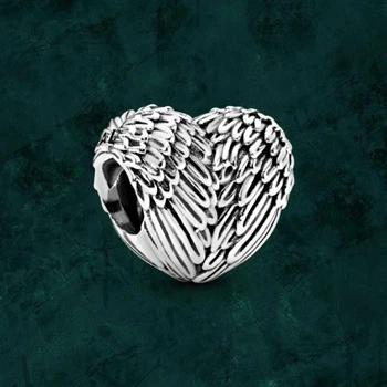 Срібна намистина-шарм "Серце з пір'я янгола" Pandora (Пандора) 791751