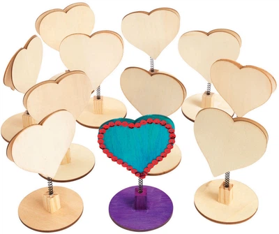 Творчий набір Colorations Прикрась дерев’яний тримач для нотаток «Серце» 12 елементів LOVENOTE (5710903701083)
