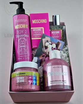 Подарочный набор косметики No Brand в стиле Moschino Toy 2 Bubble Gum 4 в 1 ver.02