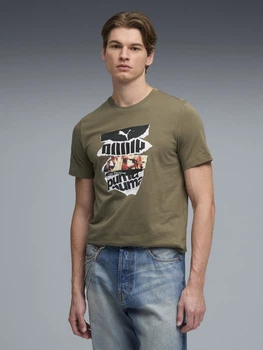 Футболка бавовняна довга чоловіча Puma Graphics 69301081 L Loden Green з принтом (4069161735929)