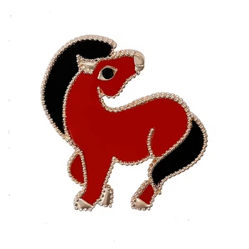 Брошь Darsana Красная Лошадка