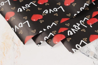 Папір пакувальний в аркушах 10арк "LOVE та серця" (0,59м х0,84) 80г/м2 (255-6307)