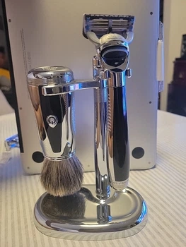 Набор для бритья The Art of Shaving Power Shave Collection со станком помазком и подставкой