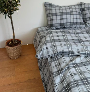 Простынь на резинке Lavson из теплой турецкой Байки Фланель 80х190х25 Серая клетка
