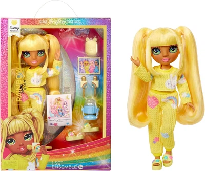 Лялька Рейнбоу Хай Санні Медісон Rainbow High Sunny Madison JR серії Junior High PJ Party Yellow Жовта 503682 MGA