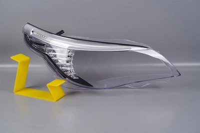 Скло фари BMW 5 E60 E61 LED shade Plus (2003-2010) праве Lemarix (A06-1045-2)