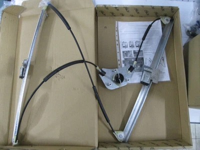 Стеклоподъемник левый под электромотор BLIC 6060-00-MC4397 MERCEDES VITO 03->