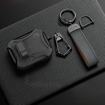 Чехол для AirPods Pro 2 с карабином, защёлкой и подставкой, чёрный с матовым серым