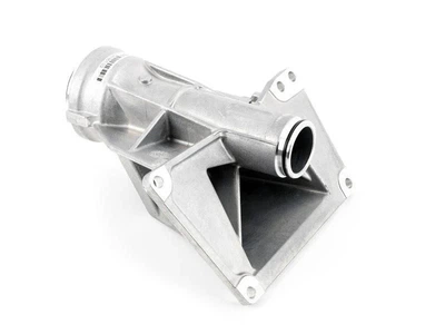 Опорный кронштейн дифференциала BMW (31 50 7 587 861)