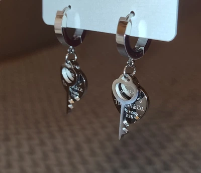 Сережки в стилі Tiffany в срібному кольорі