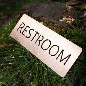 Табличка на туалет / RESTROOM - стильный указатель на дверь | Для офиса, кафе, ресторана, 300мм x 100мм (WC-6)