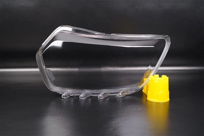 Стекло фары Renault Duster Halogen (2017-2024) левое Lemarix (A39-5723-1)