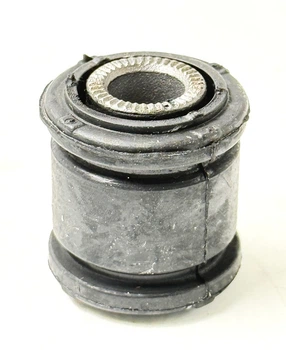 Сайлентблок заднего продольного рычага, Q-FIX, Q005-0372, OEM 48725-03010, Camry