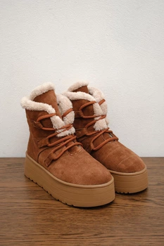 Женские зимние угги PARADIZE SHOES из рыжей замши со шнуровкой и белой меховой опушкой на высокой подошве 37 размер (стелька 24,1 см)