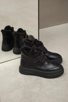 Женские короткие зимние кожаные черные ботинки PARADIZE SHOES с липучками спереди и меховой опушкой на высокой подошве 36 размер (стелька 23,4 см)