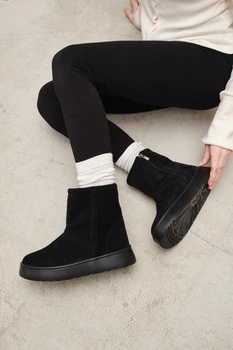 Женские зимние короткие угги PARADIZE SHOES из черной замши с молнией на высокой подошве 40 размер (стелька 26,1 см)