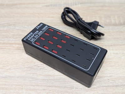 Настольный USB-адаптер питания на 24 порта
