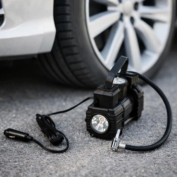Компрессор автомобильный 12V от прикуривателя Air Pump, портативный воздушный автокомпрессор для накачки шин с манометром и фонариком, насос для надувных изделий Черный, XL-1025-Black