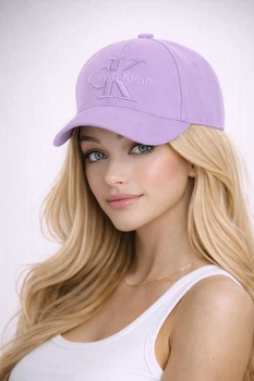 Молодежная кепка с вышивкой Кельвин Кляйн (Calvin Klein) One-size 54-57см Сиреневый