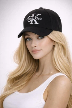 Молодіжна кепка з вишивкою Кельвин Кляйн (Calvin Klein) One-size 54-57см Чорний з білим