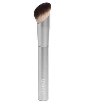 Кисточка для румян скошенная Unico Make Up Blush Brush