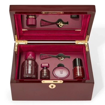 Подарочный набор Very Sexy 4-Piece Gift Set с многоразовой ювелирной шкатулкой