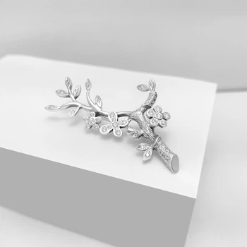 Серебряная брошь IRISTA "Ветка сакуры" (7010)